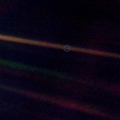 530px-palebluedot.jpg